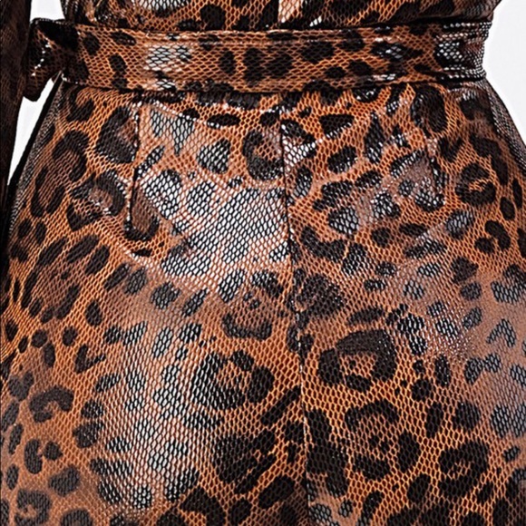 Clothes - Picture 10 of 11